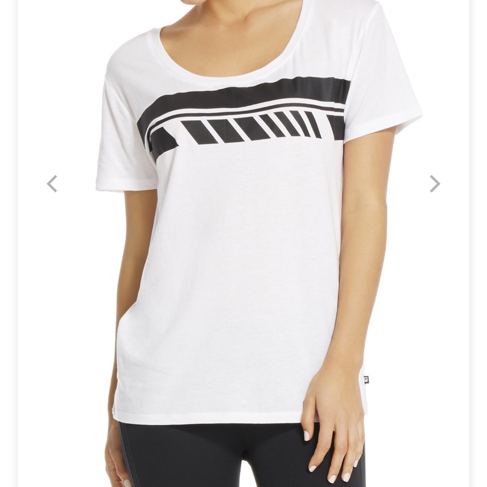 🍀3/$25🍀Fabletics Workout T-shirt